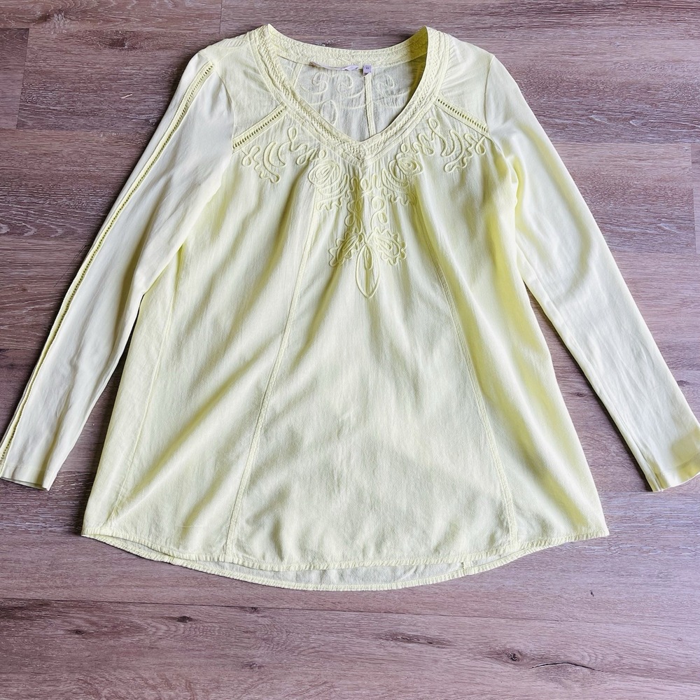 Soft Surroundings Yellow Embroidered V-Neck Blouse XS Long Sleeve Lightweight